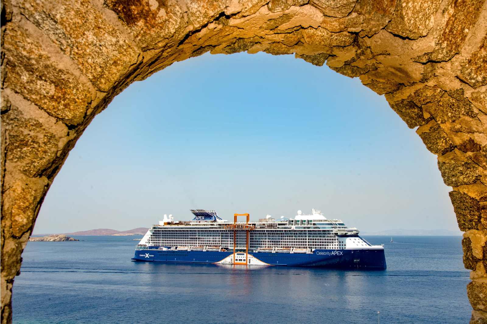 At least 30% off + Up to £400 savings