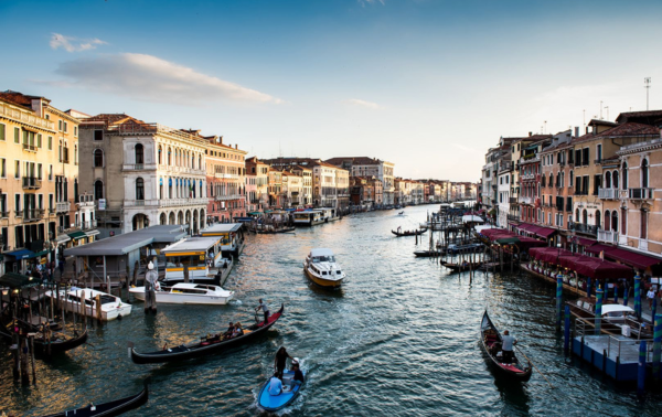 To book simply call 0800 009 6688