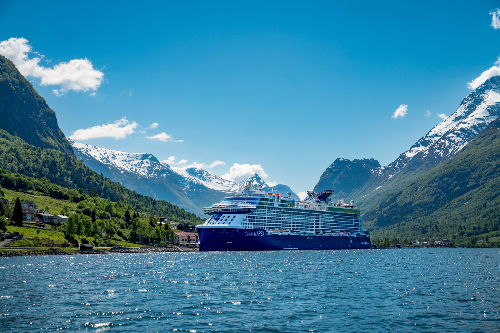 At least 60% off 2nd Guest + Up to $600 to Spend Onboard